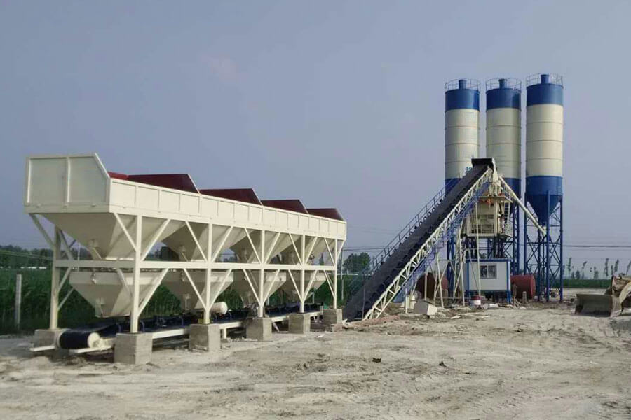 Russian customer concrete batching plant equipment working site-Henan Spark