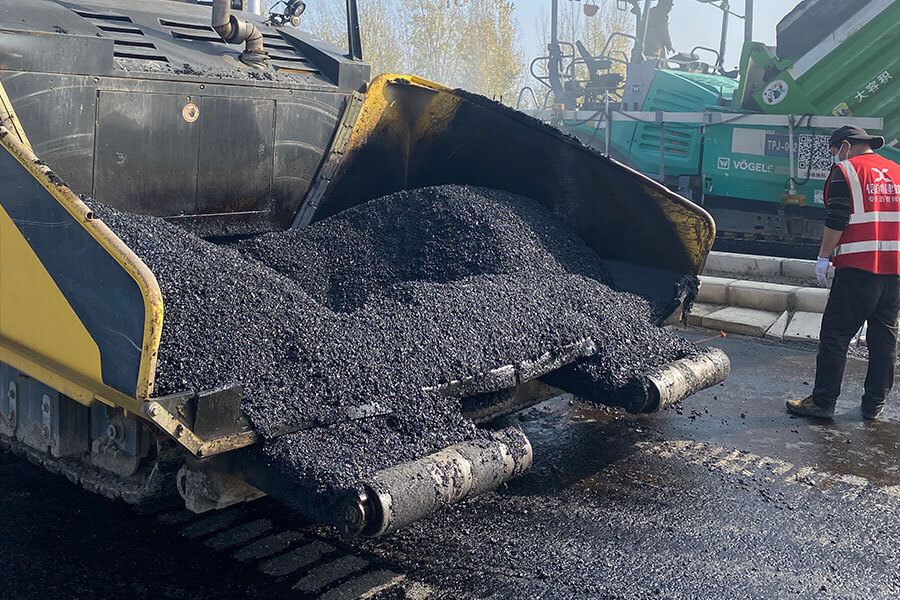 Asphalt mixing plant application field, road paving asphalt-Henan Spark
