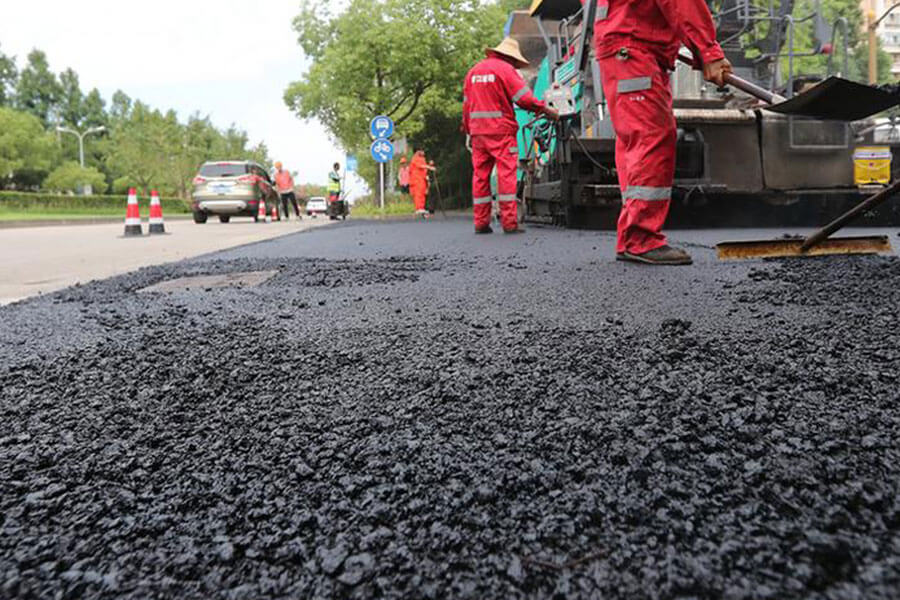 Asphalt mixing plant application field, road paving asphalt-Henan Spark